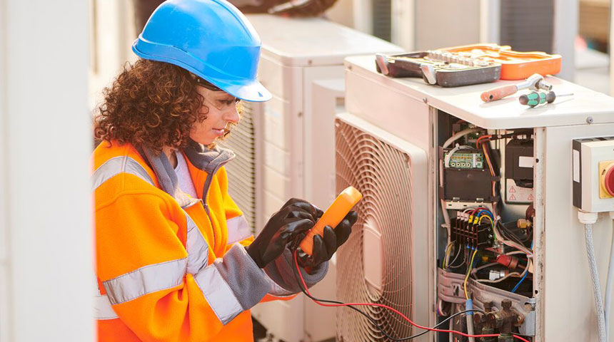air conditioner engineers working